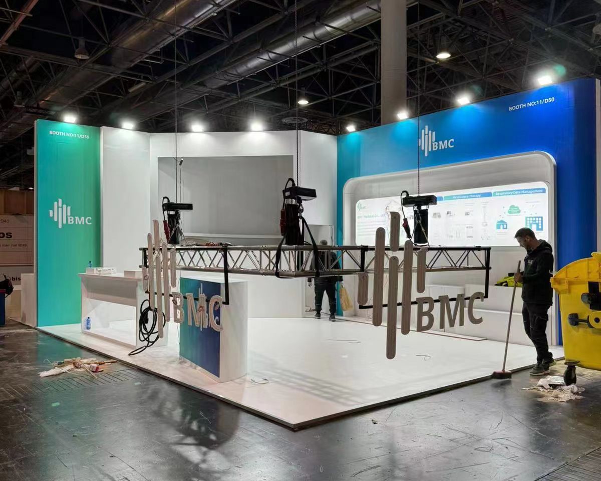 作為睡眠健康解決方案商，怡和嘉業(yè)展位設(shè)計為觀眾提供想象