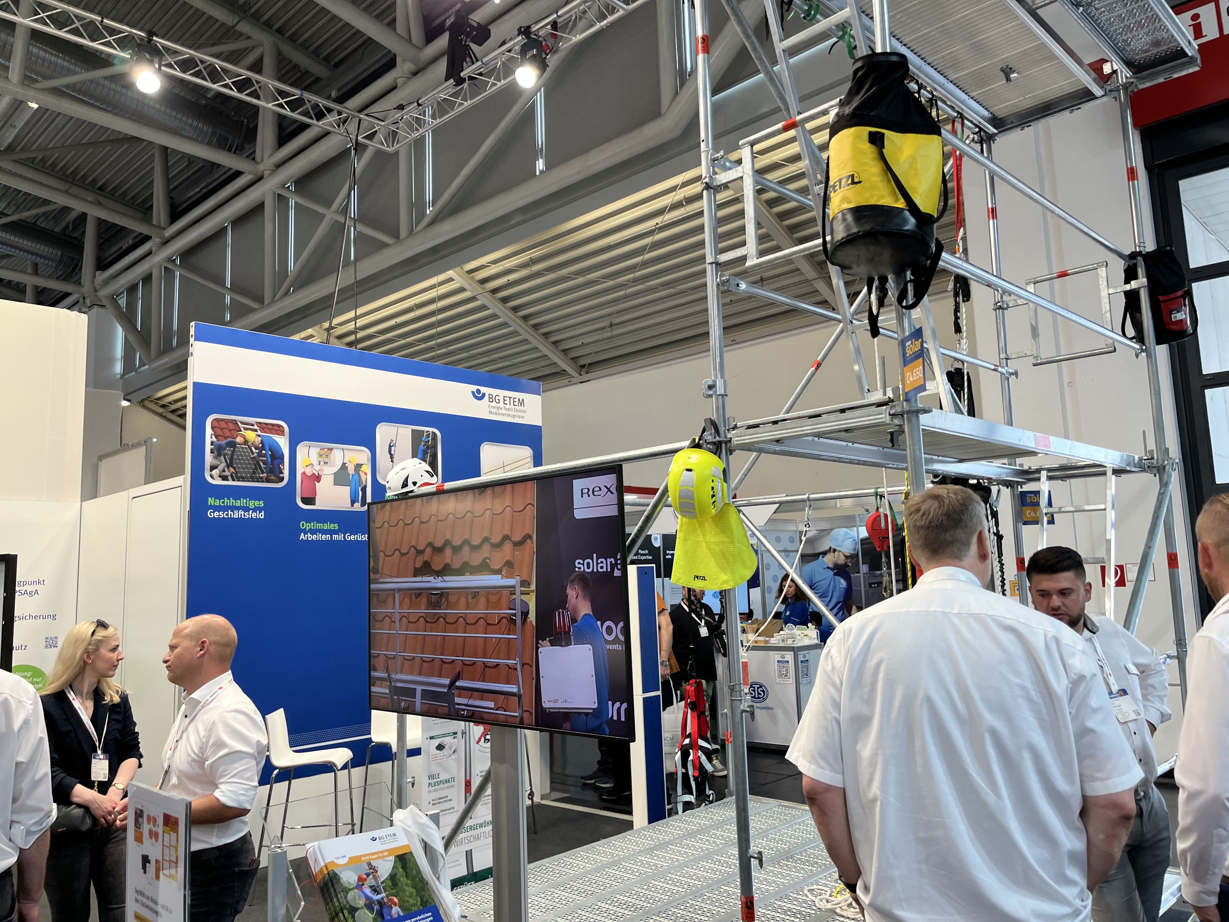 中勵展覽設(shè)計