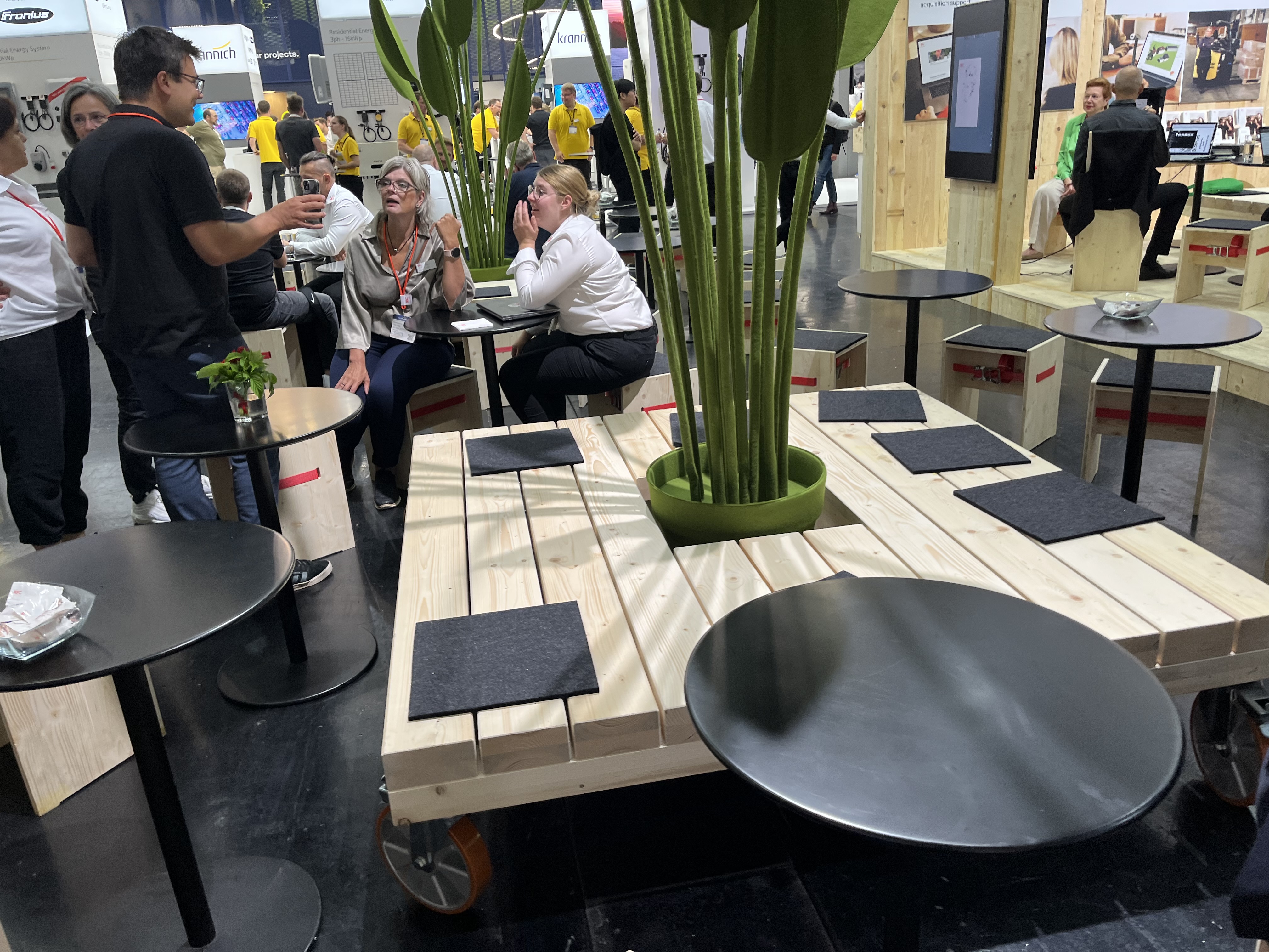 芬蘭展會設(shè)計(jì)搭建